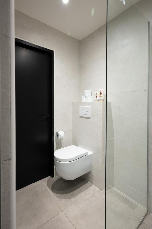 Zen-Bungalow No 1 Met Sauna En Hottub Rheezerveen 外观 照片