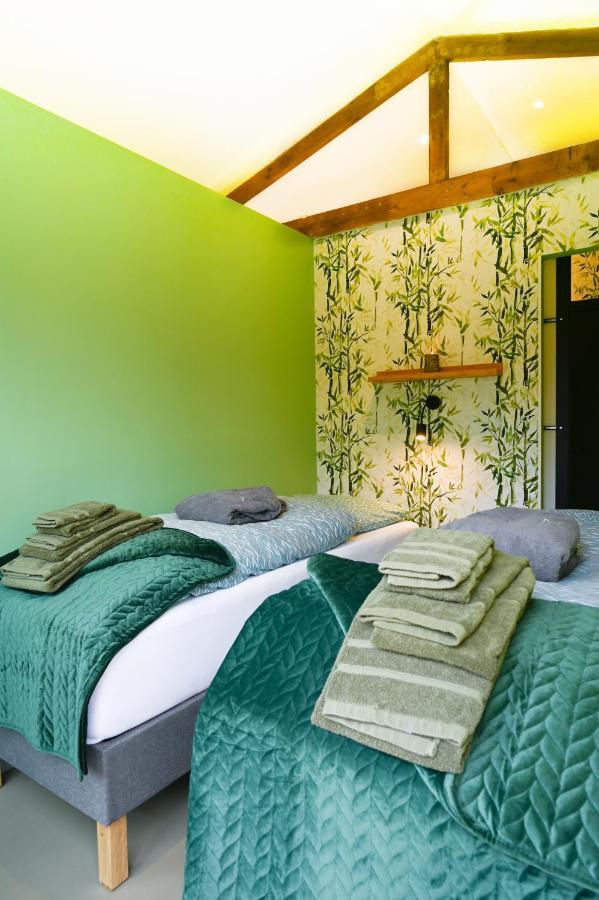 Zen-Bungalow No 1 Met Sauna En Hottub Rheezerveen 外观 照片